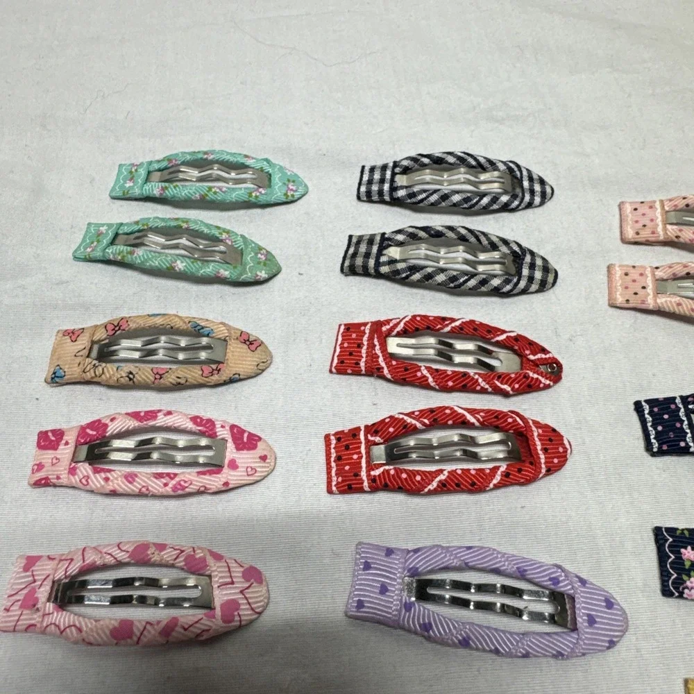 Lot of 26 hair clip Fabric covered Multi colored 2